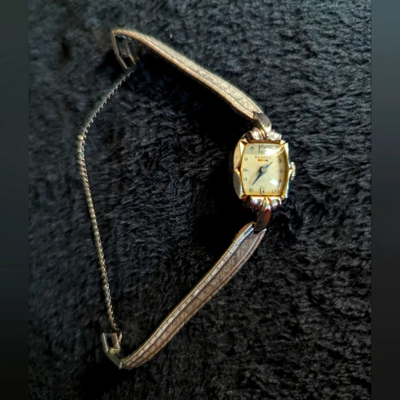 1930s Self-wind Benrus Watch